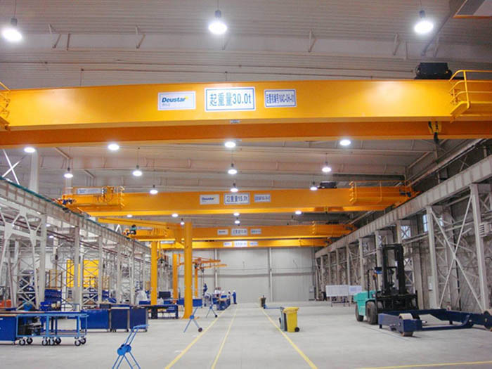 The difference between traditional crane and European standard crane.jpg The difference between traditional crane and European standard crane.jpg